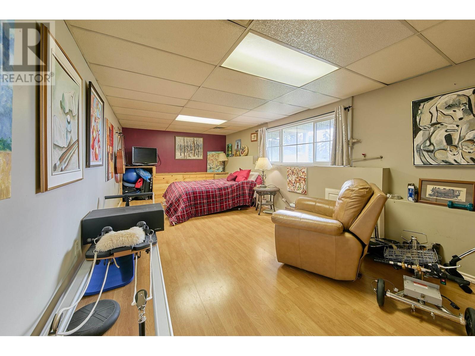 327 Seaforth Crescent, Coquitlam, British Columbia  V3K 2M3 - Photo 11 - R2940198