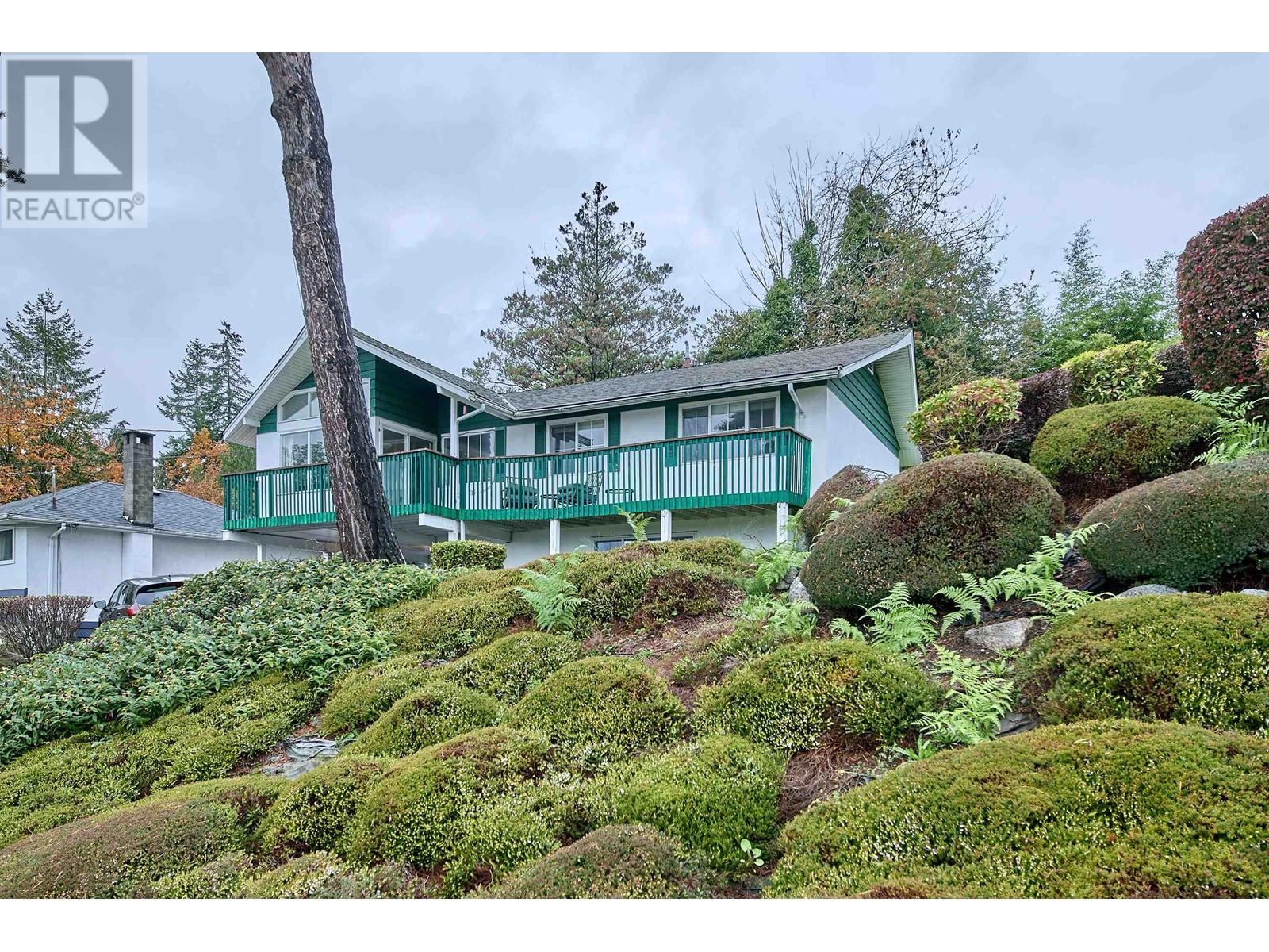 327 Seaforth Crescent, Coquitlam, British Columbia  V3K 2M3 - Photo 39 - R2940198