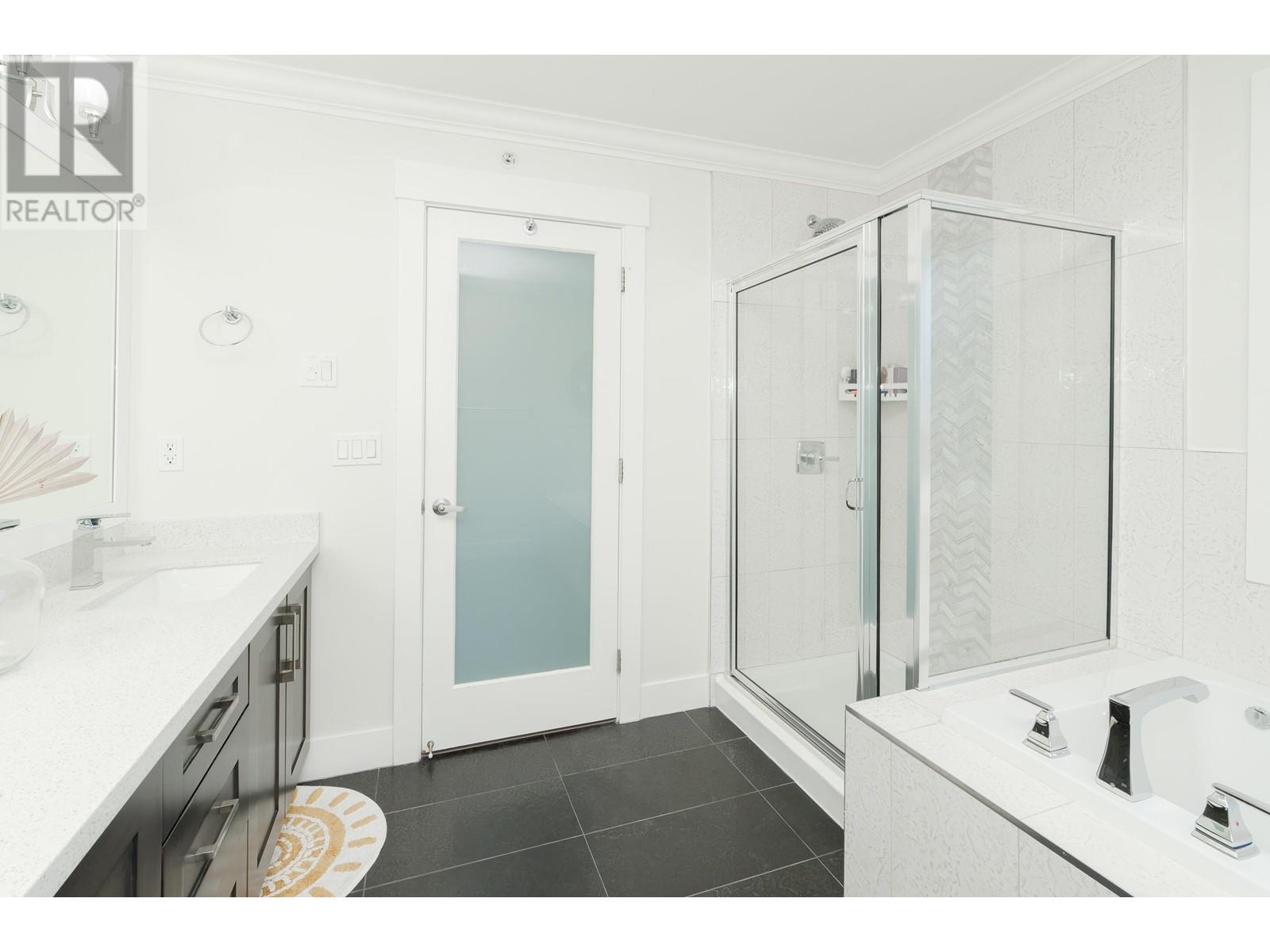 12070 249 Street, Maple Ridge, British Columbia  V4R 0G5 - Photo 23 - R2940237