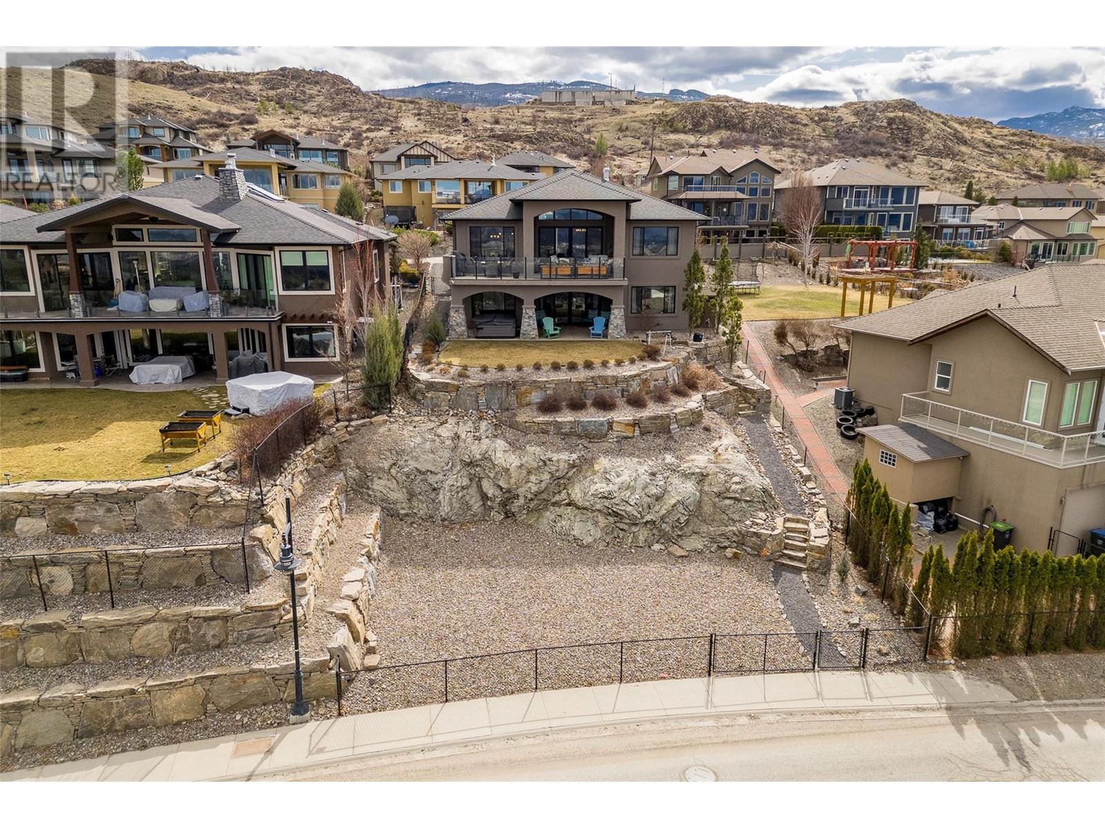 900 Lamont Lane, Kelowna, British Columbia  V1W 5J1 - Photo 71 - 10327085