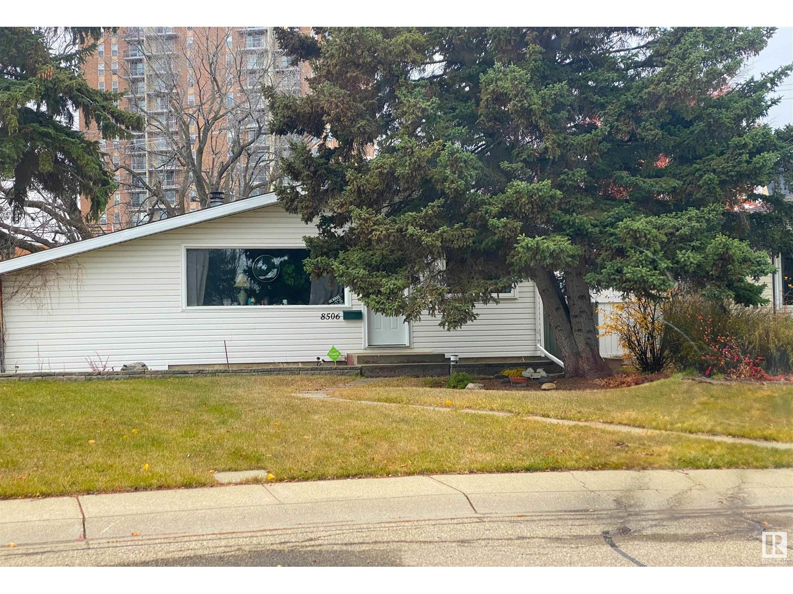 8506 153 St Nw Nw, Edmonton, Alberta  T5R 1N7 - Photo 1 - E4411931