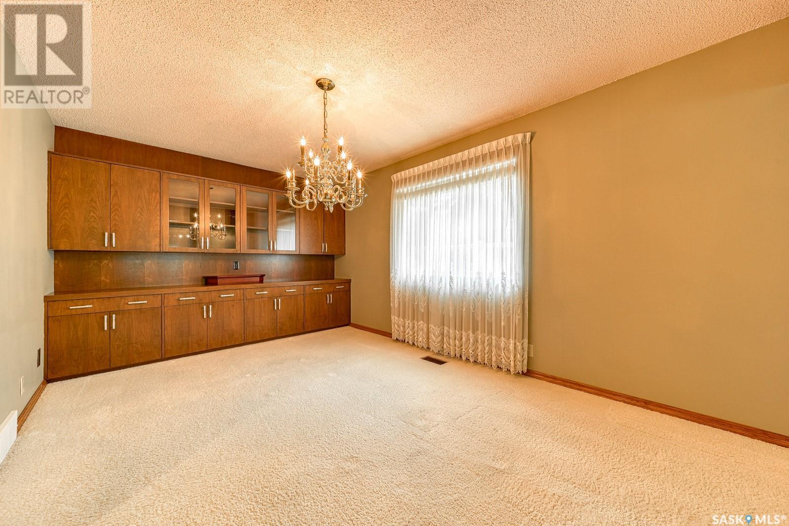251 Halifax Street N, Regina, Saskatchewan  S4R 2W6 - Photo 23 - SK987155