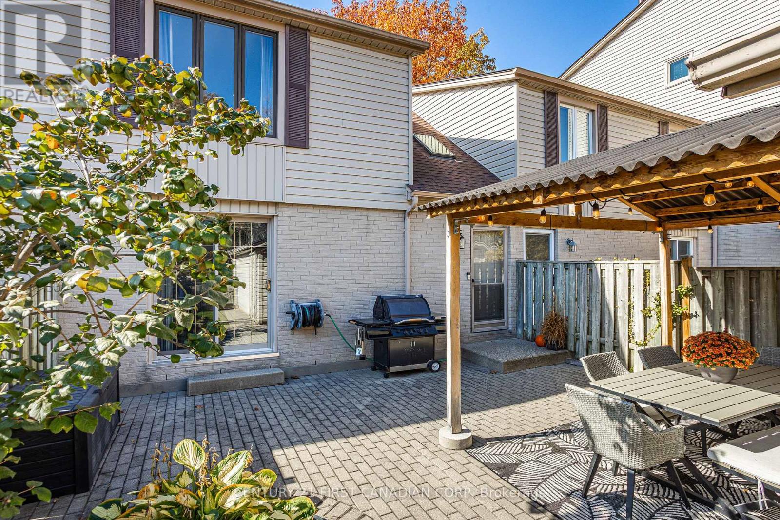 915 Dalhousie Drive, London, Ontario  N6K 1M8 - Photo 2 - X9769575