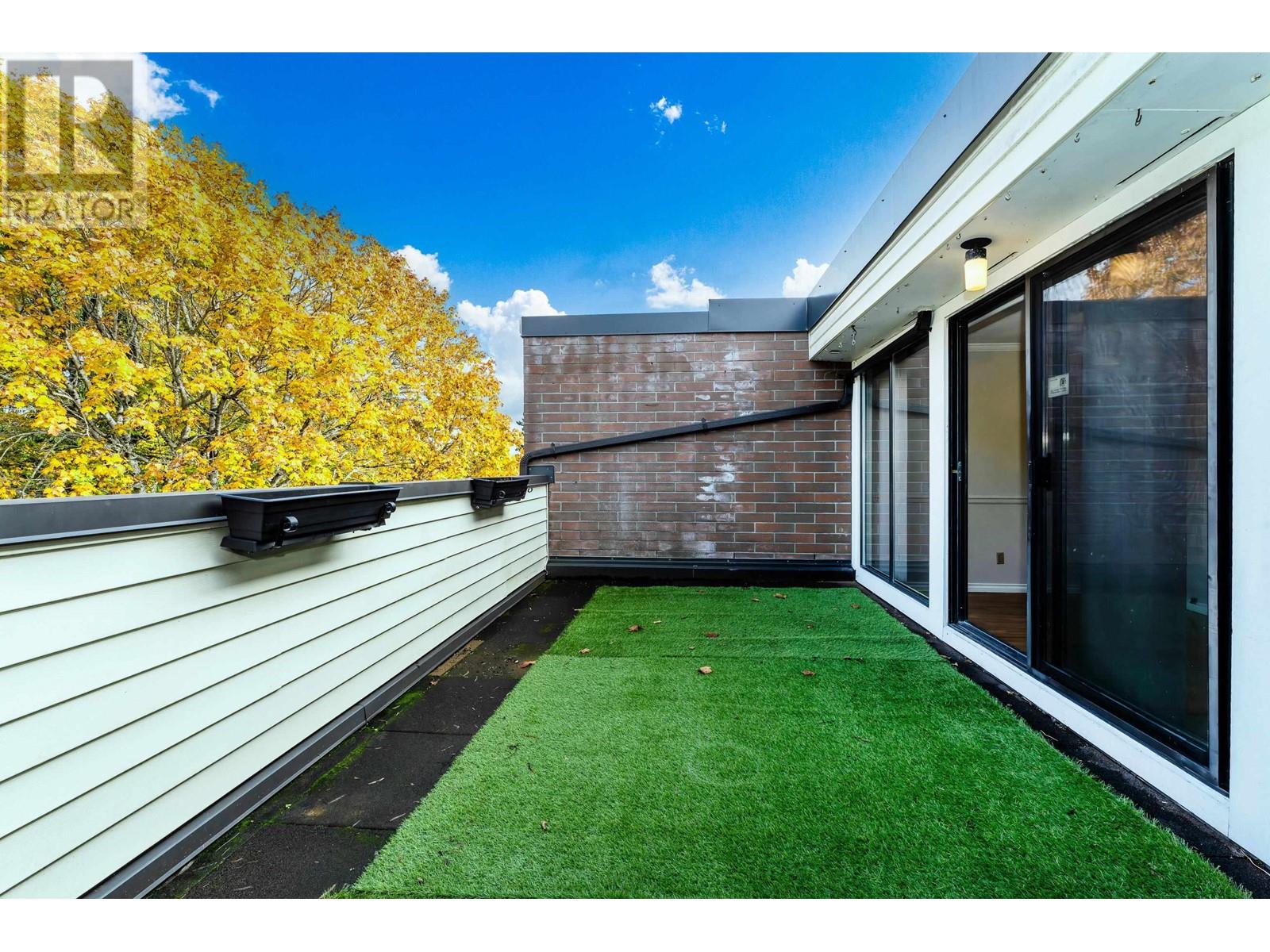 Listing Picture 12 of 35 : 84 10200 4TH AVENUE, Richmond / 烈治文 - 魯藝地產 Yvonne Lu Group - MLS Medallion Club Member