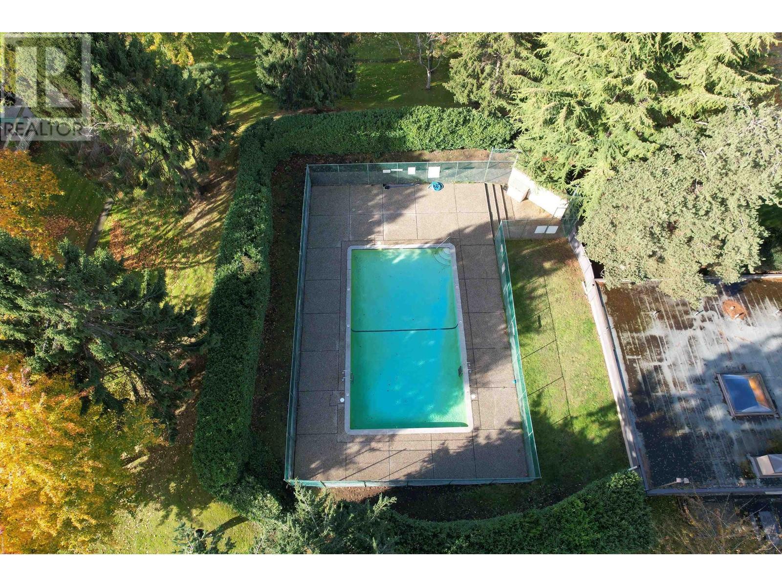 Listing Picture 17 of 35 : 84 10200 4TH AVENUE, Richmond / 烈治文 - 魯藝地產 Yvonne Lu Group - MLS Medallion Club Member