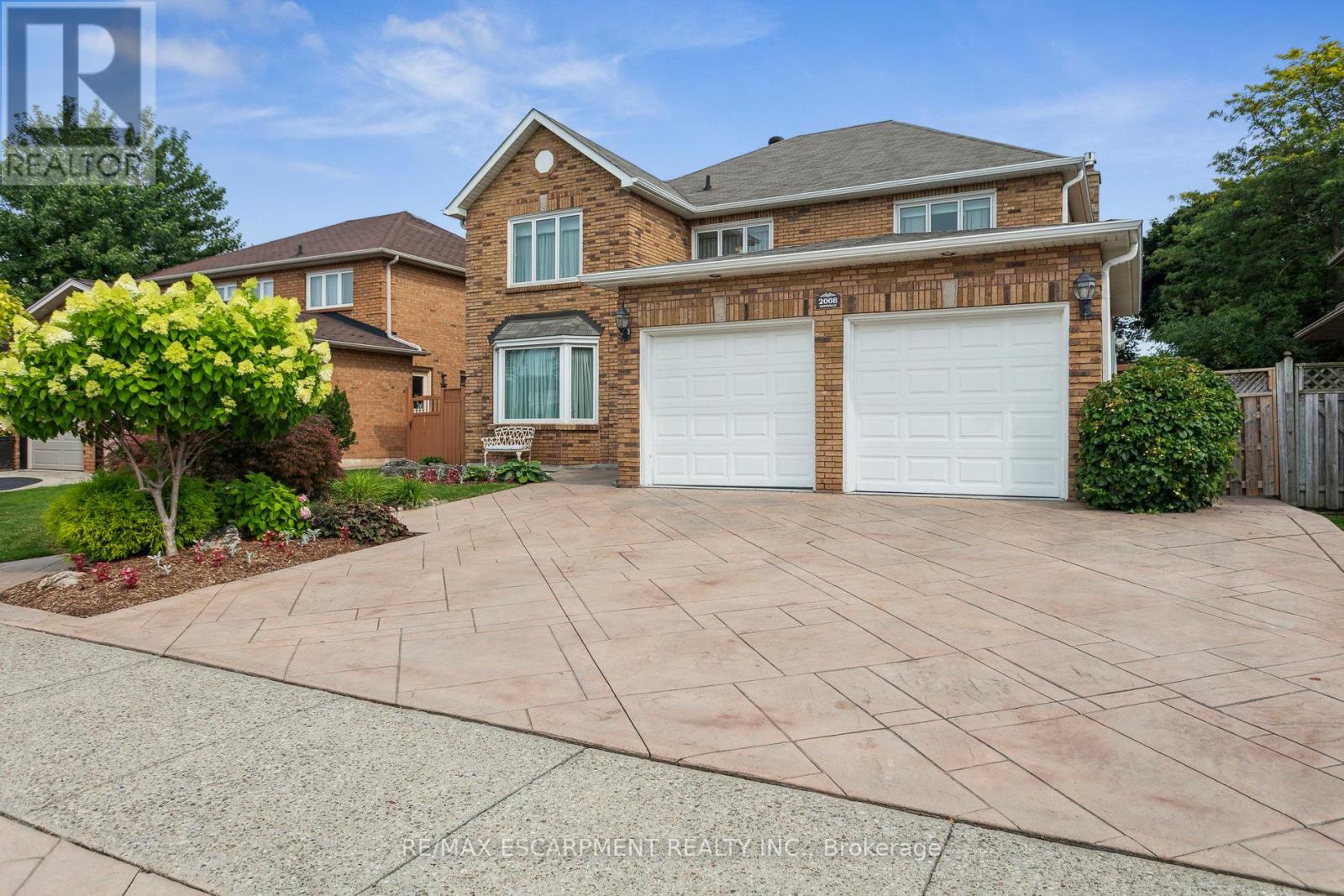 2008 GRENVILLE DRIVE Oakville (Iroquois Ridge North)