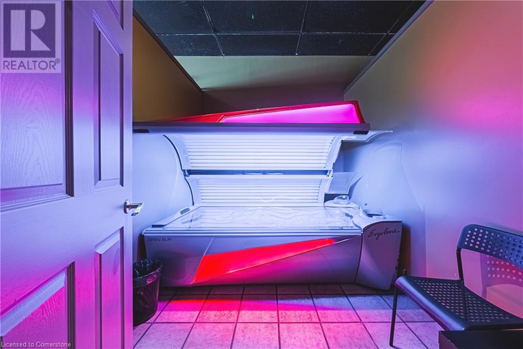 919 Upper Paradise Road, Hamilton, Ontario  L9B 2M9 - Photo 10 - 40670645