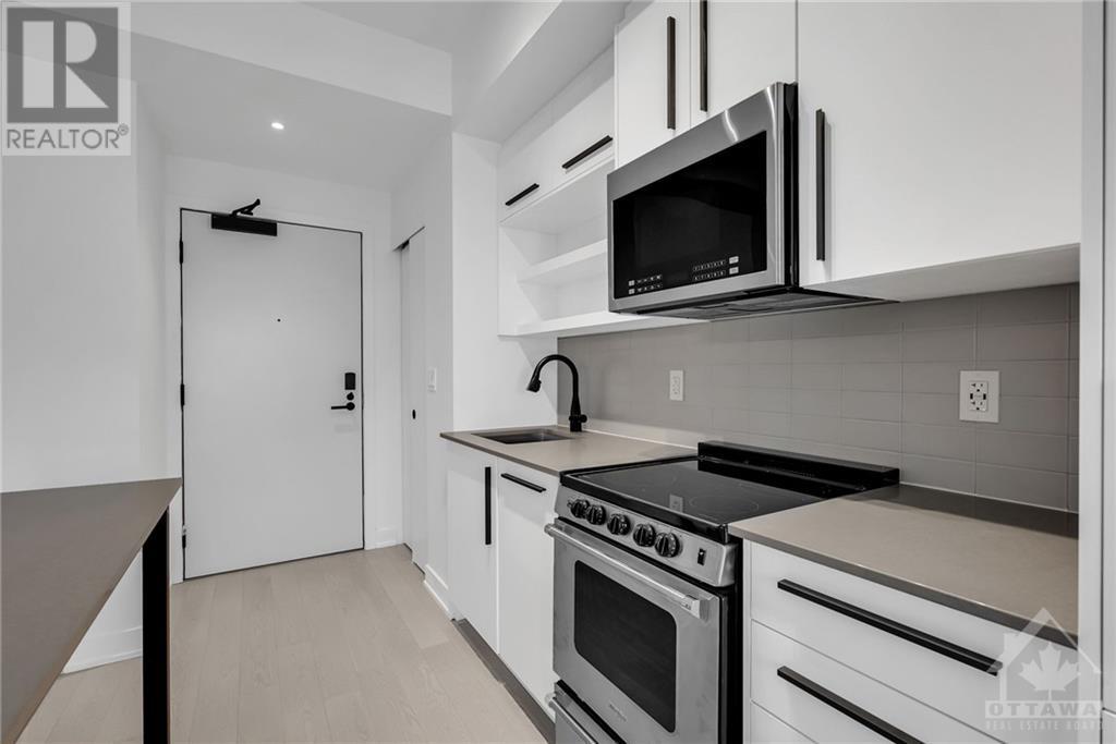 560 RIDEAU STREET UNIT#905 Ottawa