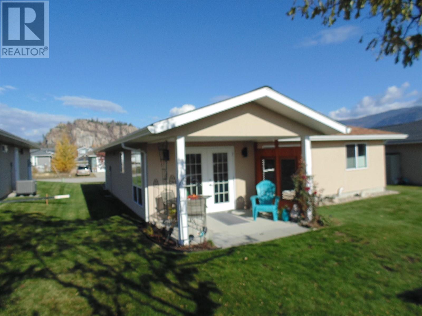 4200 Grandview Drive Unit# 202 Castlegar