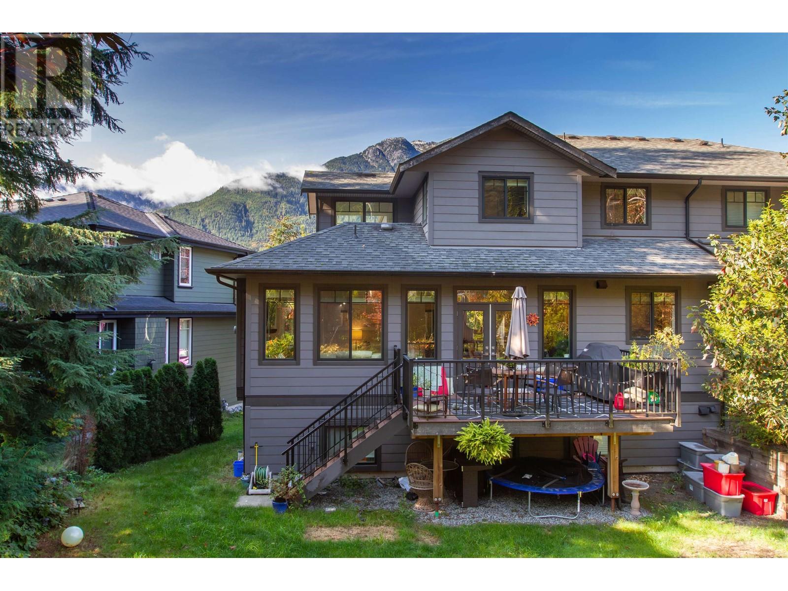 41740 Honey Lane, Squamish, British Columbia  V0N 1H0 - Photo 2 - R2935951