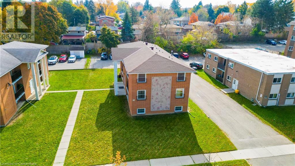 59 Brybeck CrescentKitchener, Ontario  N2M 2C5 - Photo 4 - 40671216
