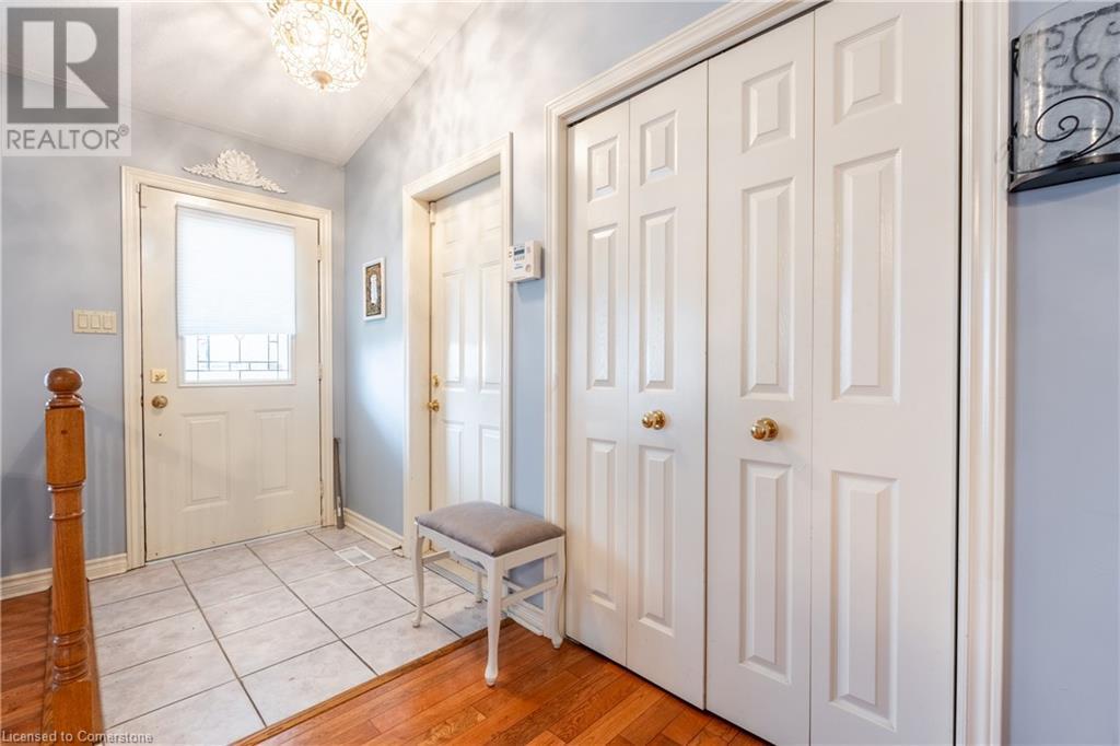 8034 Woodsview Crescent, Niagara Falls, Ontario  L2H 3C9 - Photo 4 - XH4202038