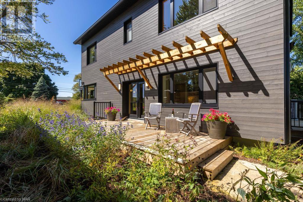 69 Niagara Street, Niagara-On-The-Lake, Ontario  L0S 1J0 - Photo 6 - 40670435