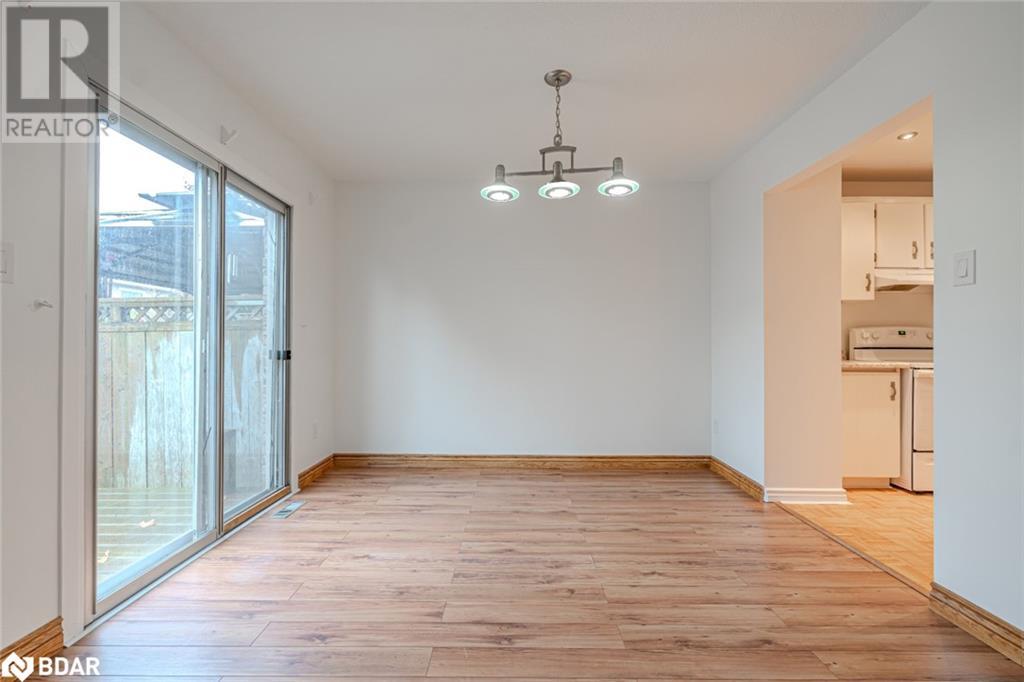 94 Christie Crescent, Barrie, Ontario  L4N 4W8 - Photo 7 - 40669281