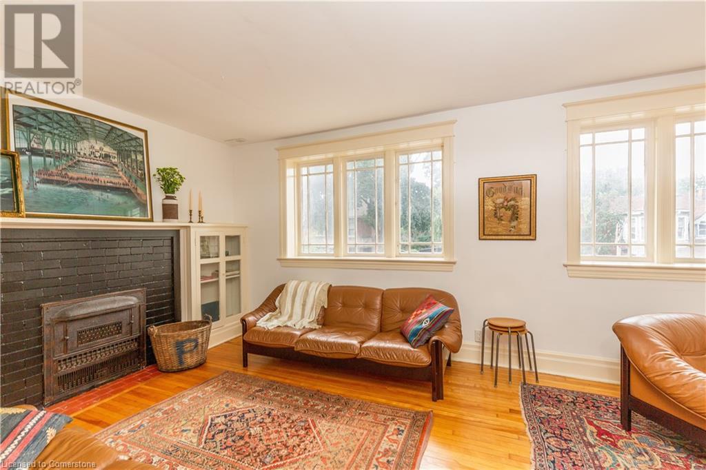 31 St Clair Avenue, Hamilton, Ontario  L8M 2N4 - Photo 11 - 40671399