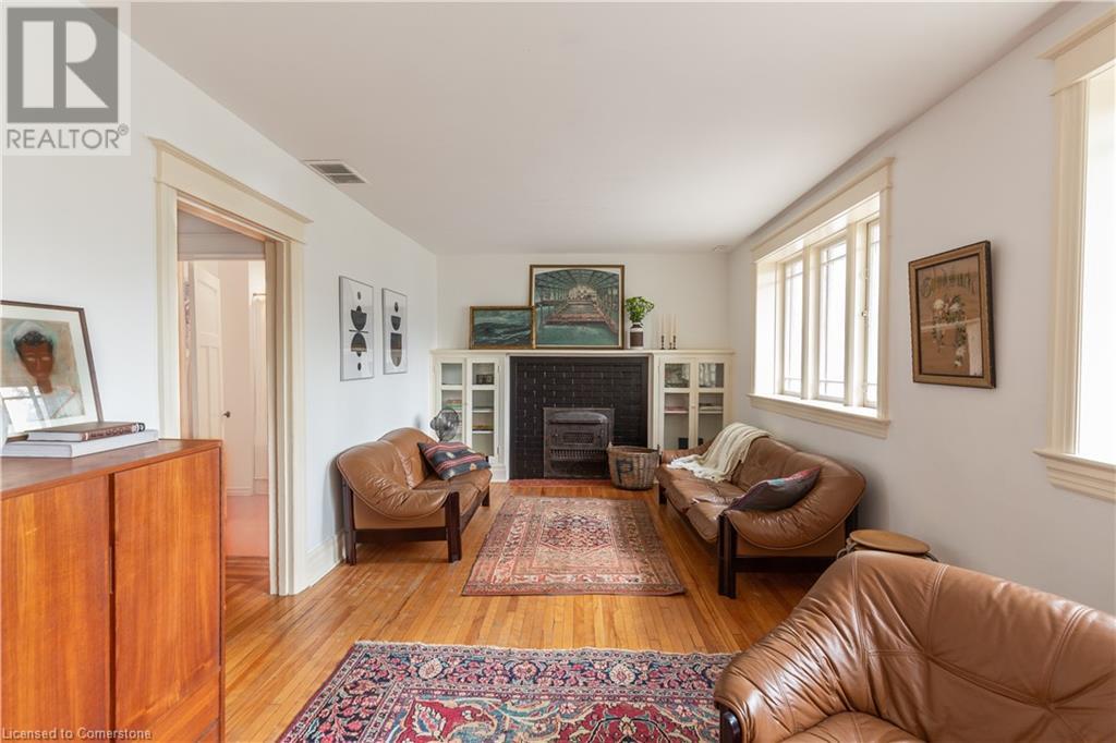 31 St Clair Avenue, Hamilton, Ontario  L8M 2N4 - Photo 12 - 40671399