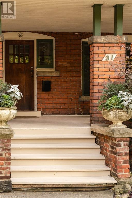 31 St Clair Avenue, Hamilton, Ontario  L8M 2N4 - Photo 3 - 40671399