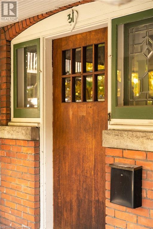 31 St Clair Avenue, Hamilton, Ontario  L8M 2N4 - Photo 4 - 40671399