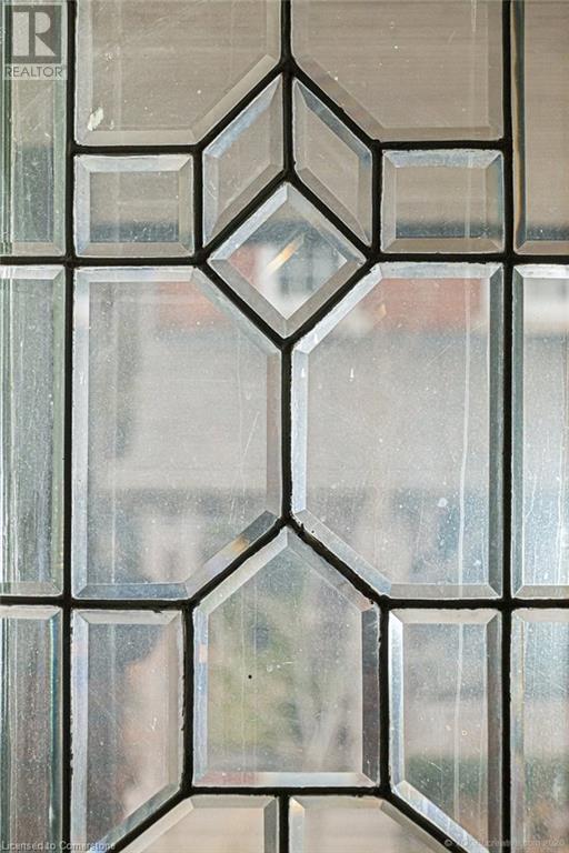 31 St Clair Avenue, Hamilton, Ontario  L8M 2N4 - Photo 5 - 40671399