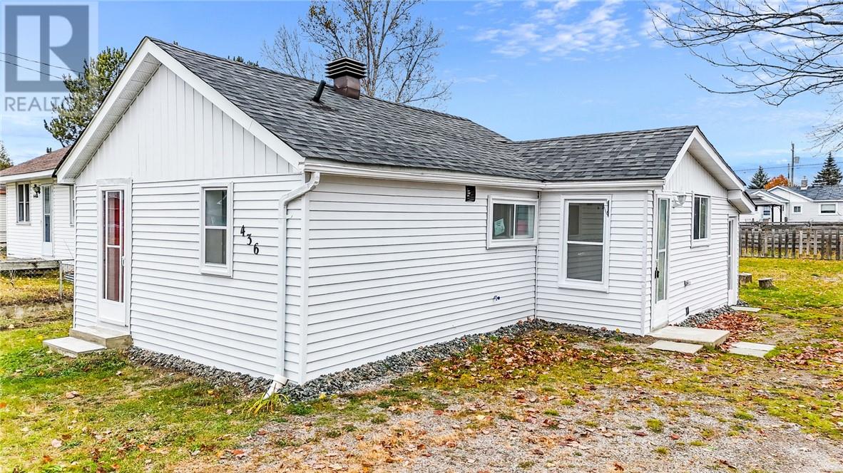 436 Adelaide Street, Espanola, Ontario  P5E 1K6 - Photo 4 - 2119622