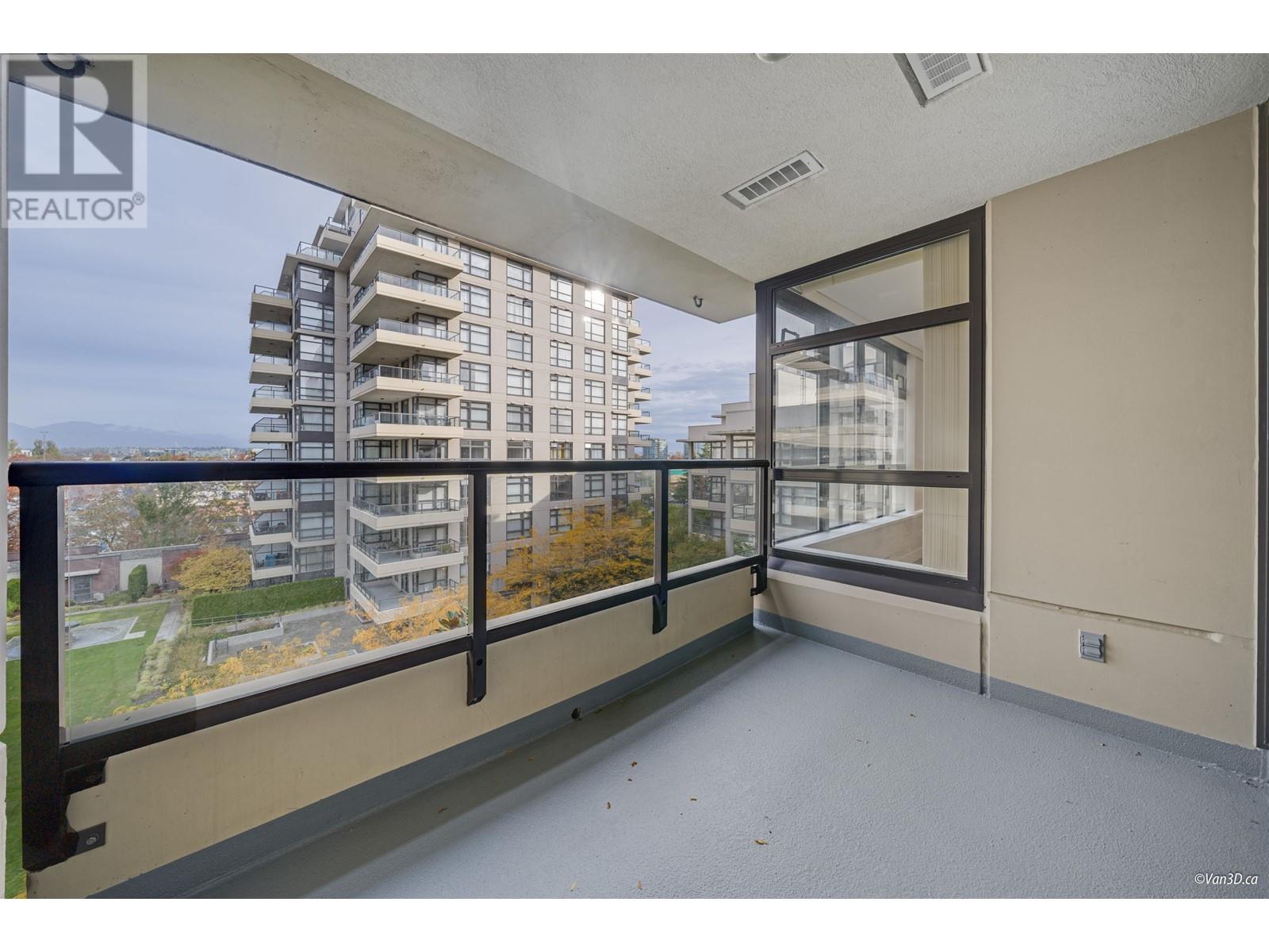 Listing Picture 9 of 21 : 711 8180 LANSDOWNE ROAD, Richmond / 烈治文 - 魯藝地產 Yvonne Lu Group - MLS Medallion Club Member