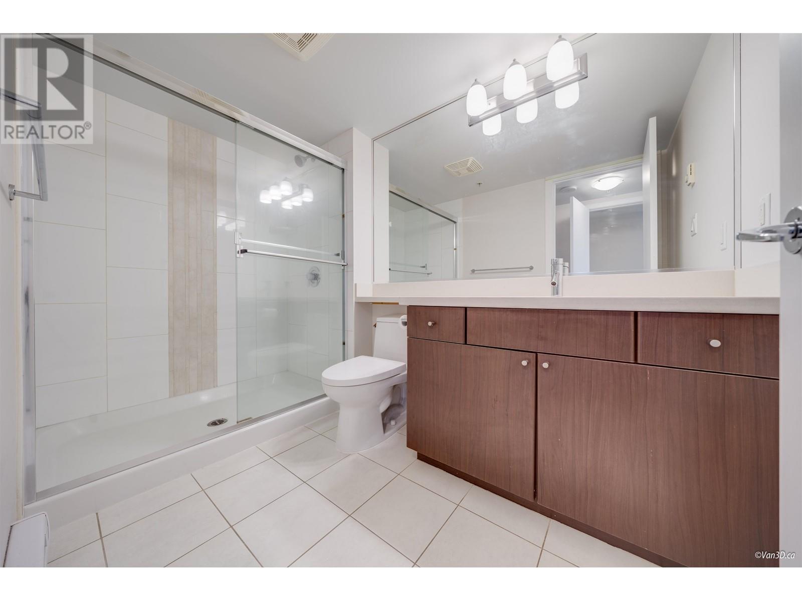 Listing Picture 10 of 21 : 711 8180 LANSDOWNE ROAD, Richmond / 烈治文 - 魯藝地產 Yvonne Lu Group - MLS Medallion Club Member