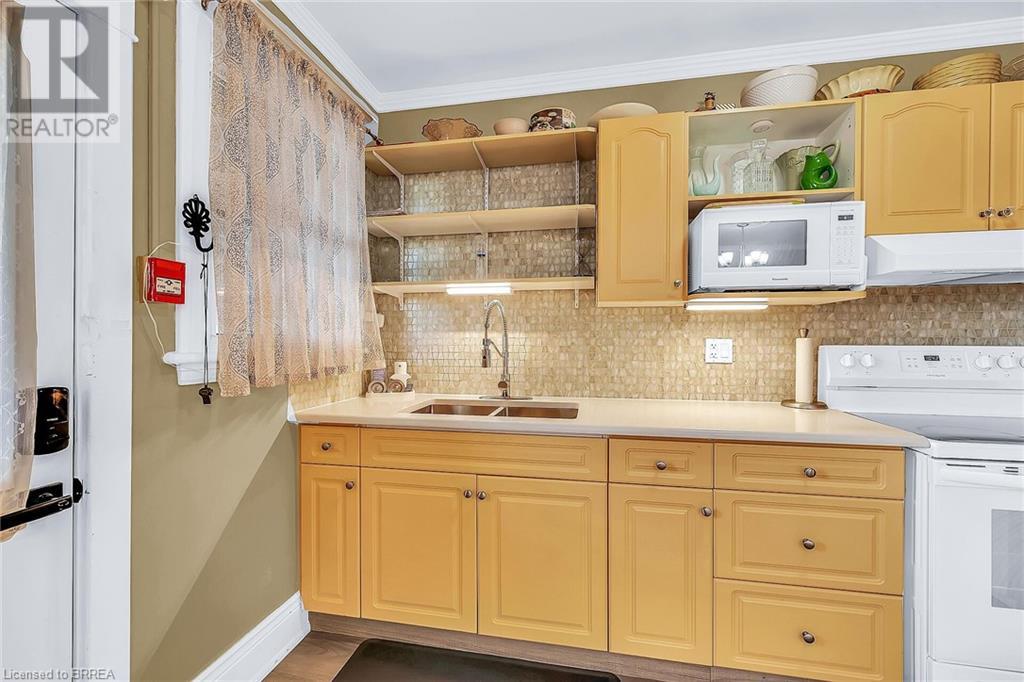 54 Dufferin Avenue Unit# 5, Brantford, Ontario  N3T 4P5 - Photo 17 - 40669733