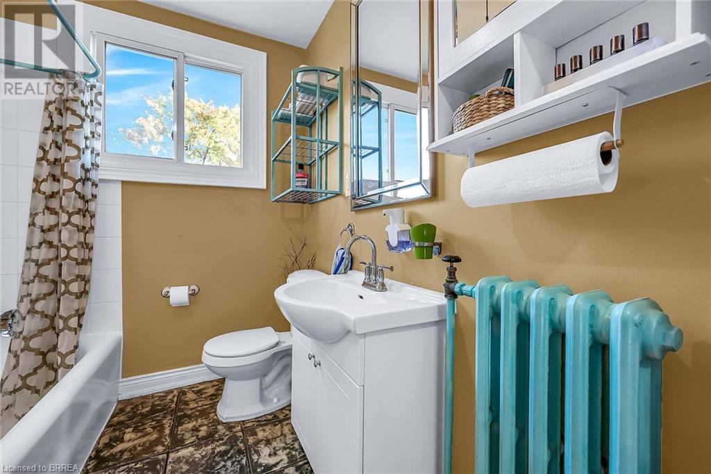 54 Dufferin Avenue Unit# 5, Brantford, Ontario  N3T 4P5 - Photo 20 - 40669733