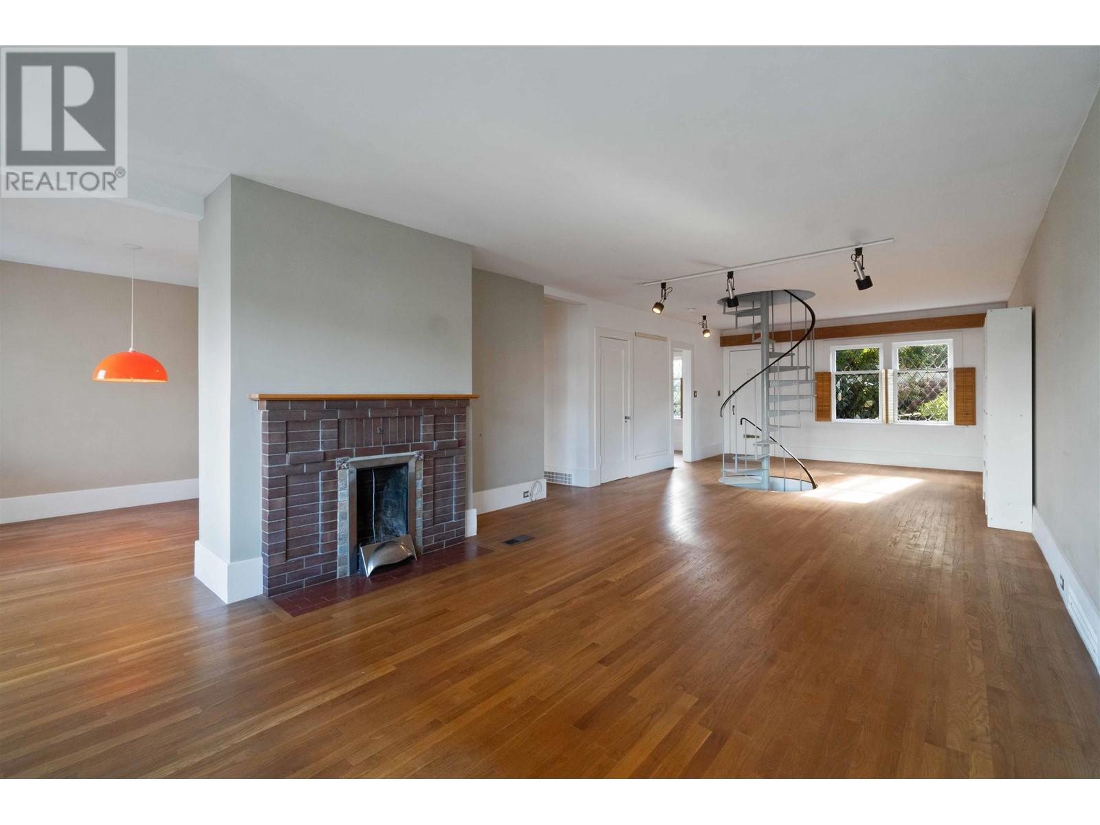 Listing Picture 12 of 32 : 4569 W 2ND AVENUE, Vancouver / 溫哥華 - 魯藝地產 Yvonne Lu Group - MLS Medallion Club Member