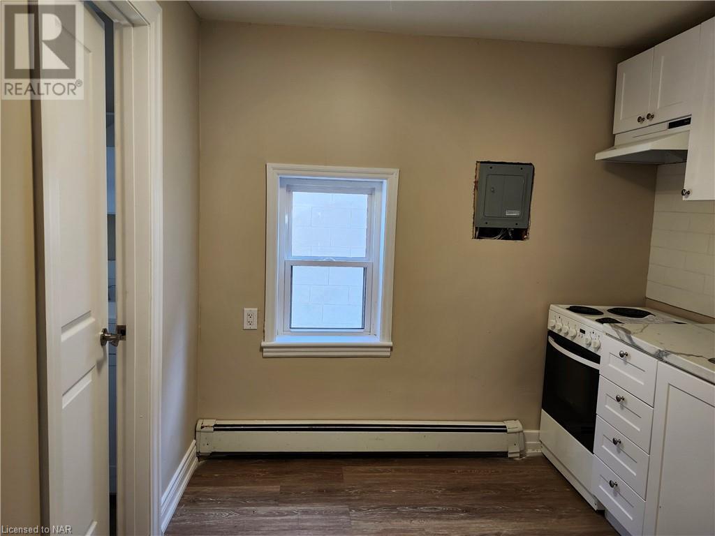 476 East Main Street Unit# 4, Welland, Ontario  L3B 3X6 - Photo 3 - 40669368