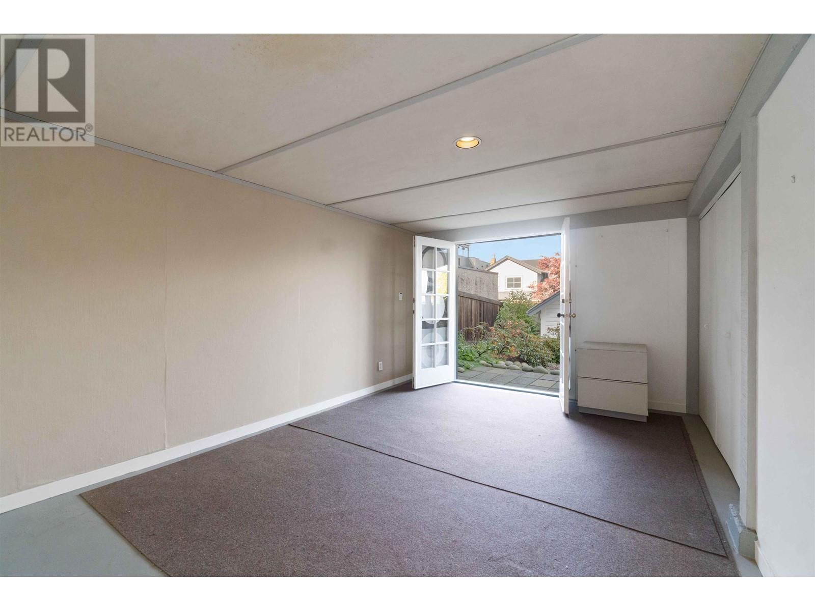 Listing Picture 22 of 32 : 4569 W 2ND AVENUE, Vancouver / 溫哥華 - 魯藝地產 Yvonne Lu Group - MLS Medallion Club Member