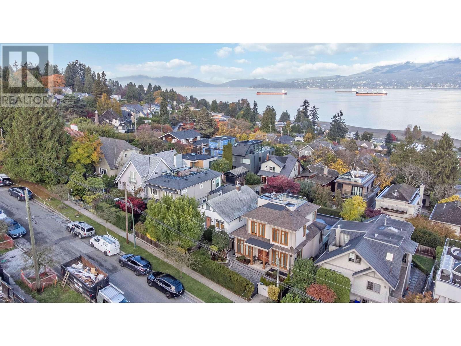 Listing Picture 30 of 32 : 4569 W 2ND AVENUE, Vancouver / 溫哥華 - 魯藝地產 Yvonne Lu Group - MLS Medallion Club Member