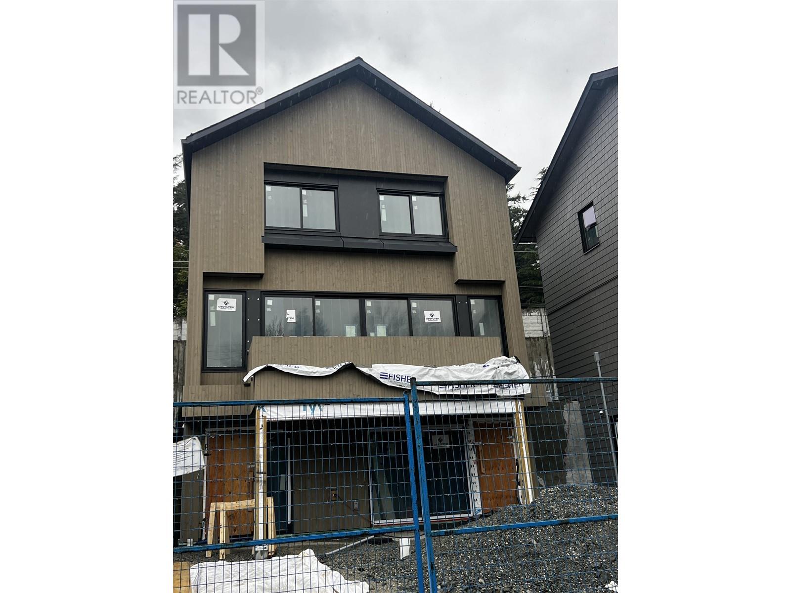 1119 E Keith Road, North Vancouver, British Columbia  V7L 1X4 - Photo 1 - R2940062