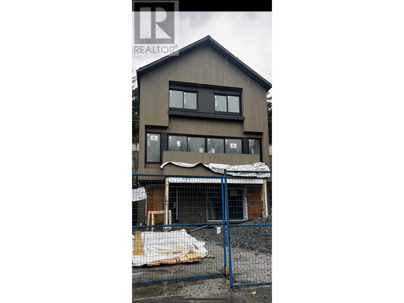 1119 E Keith Road, North Vancouver, British Columbia  V7L 1X4 - Photo 3 - R2940062