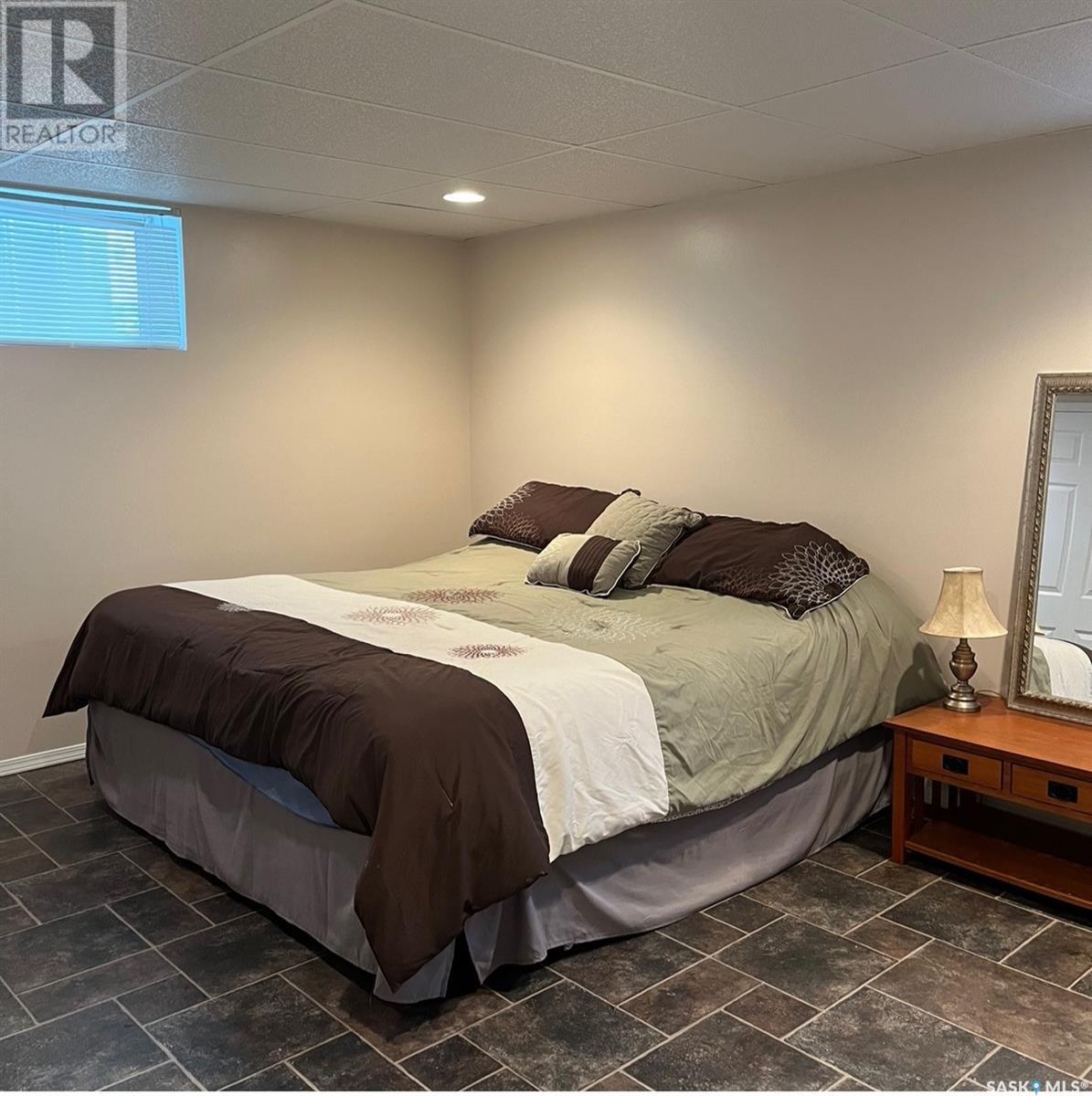 220 Fifth Street, Carnduff, Saskatchewan  S0C 0S0 - Photo 33 - SK984536