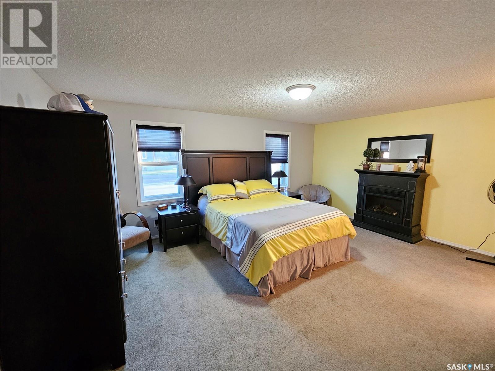 220 Fifth Street, Carnduff, Saskatchewan  S0C 0S0 - Photo 23 - SK984536