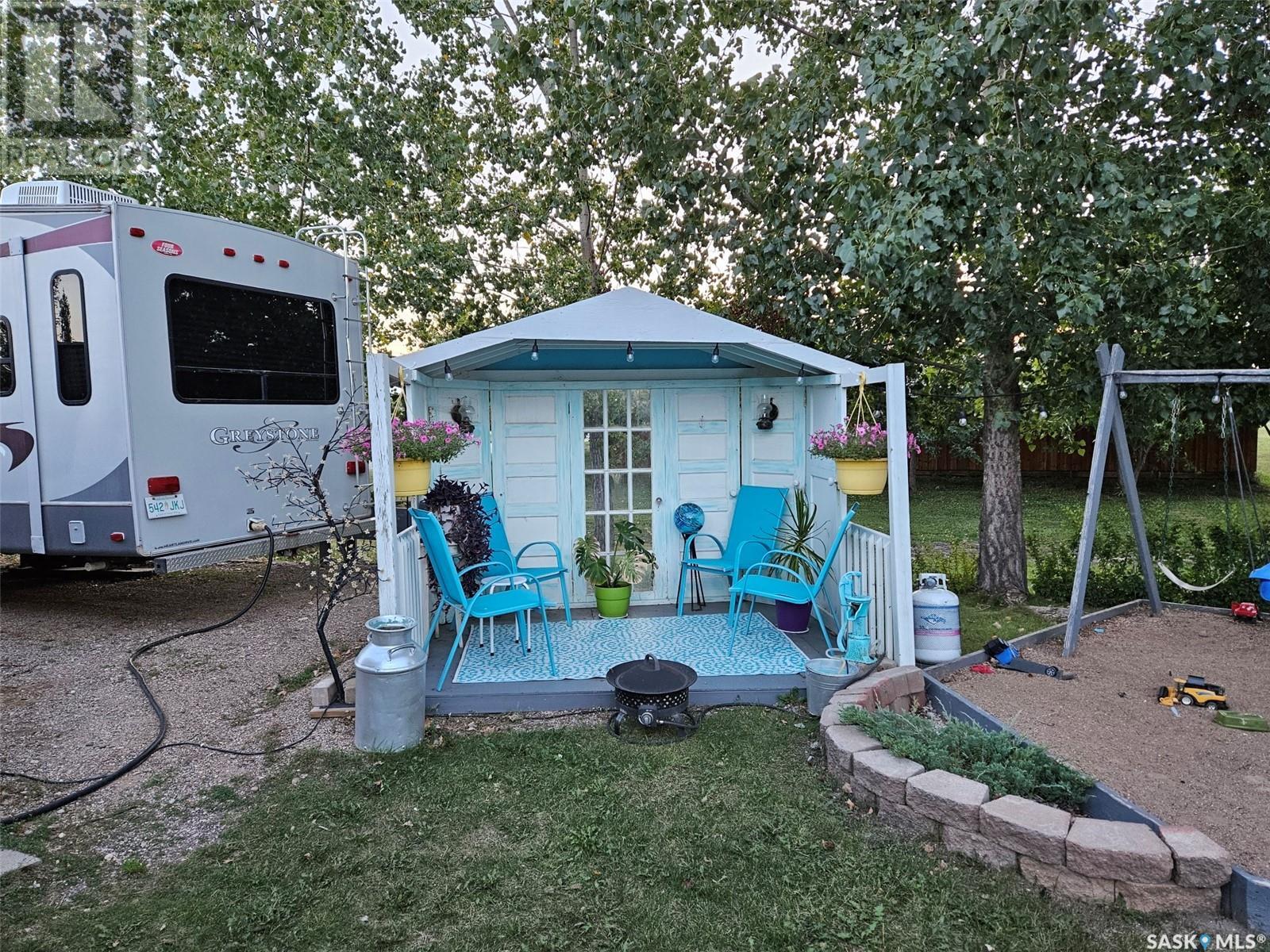 220 Fifth Street, Carnduff, Saskatchewan  S0C 0S0 - Photo 43 - SK984536