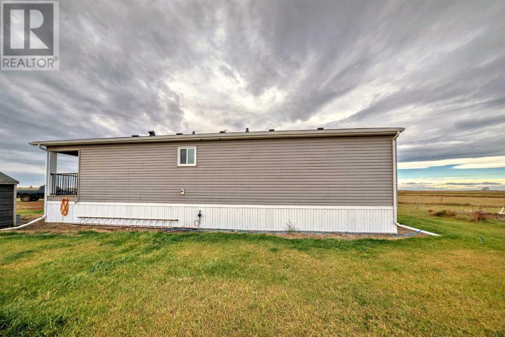 817 Highway, Rural Wheatland County, Alberta  T1P 0V7 - Photo 16 - A2174567