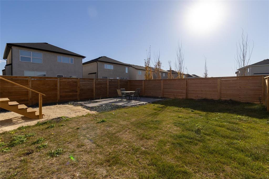 73 Red Sky Road, Winnipeg, Manitoba  R3X 0N5 - Photo 3 - 202425739