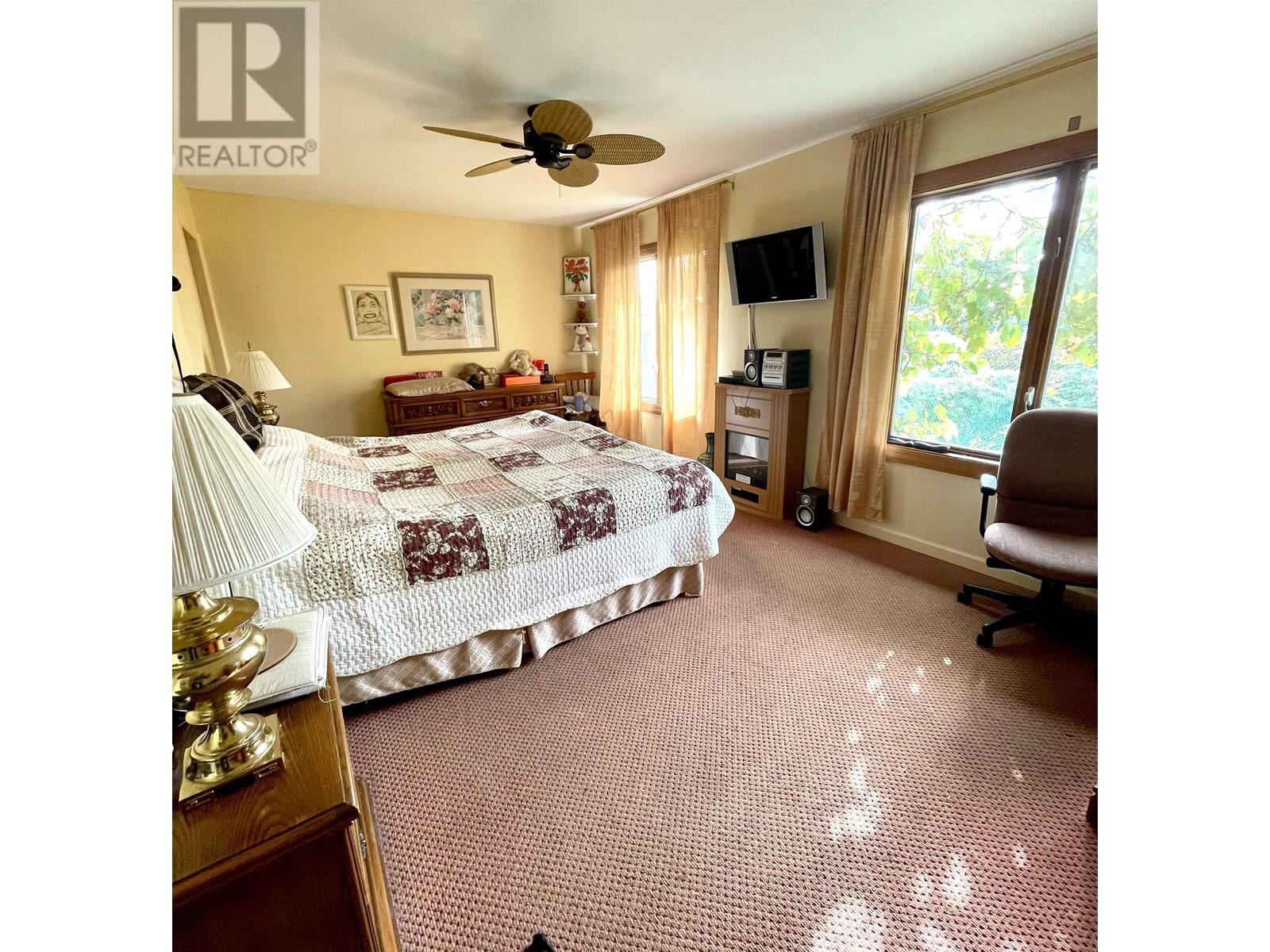 1240 Eastview Road, North Vancouver, British Columbia  V7J 1L6 - Photo 19 - R2933762