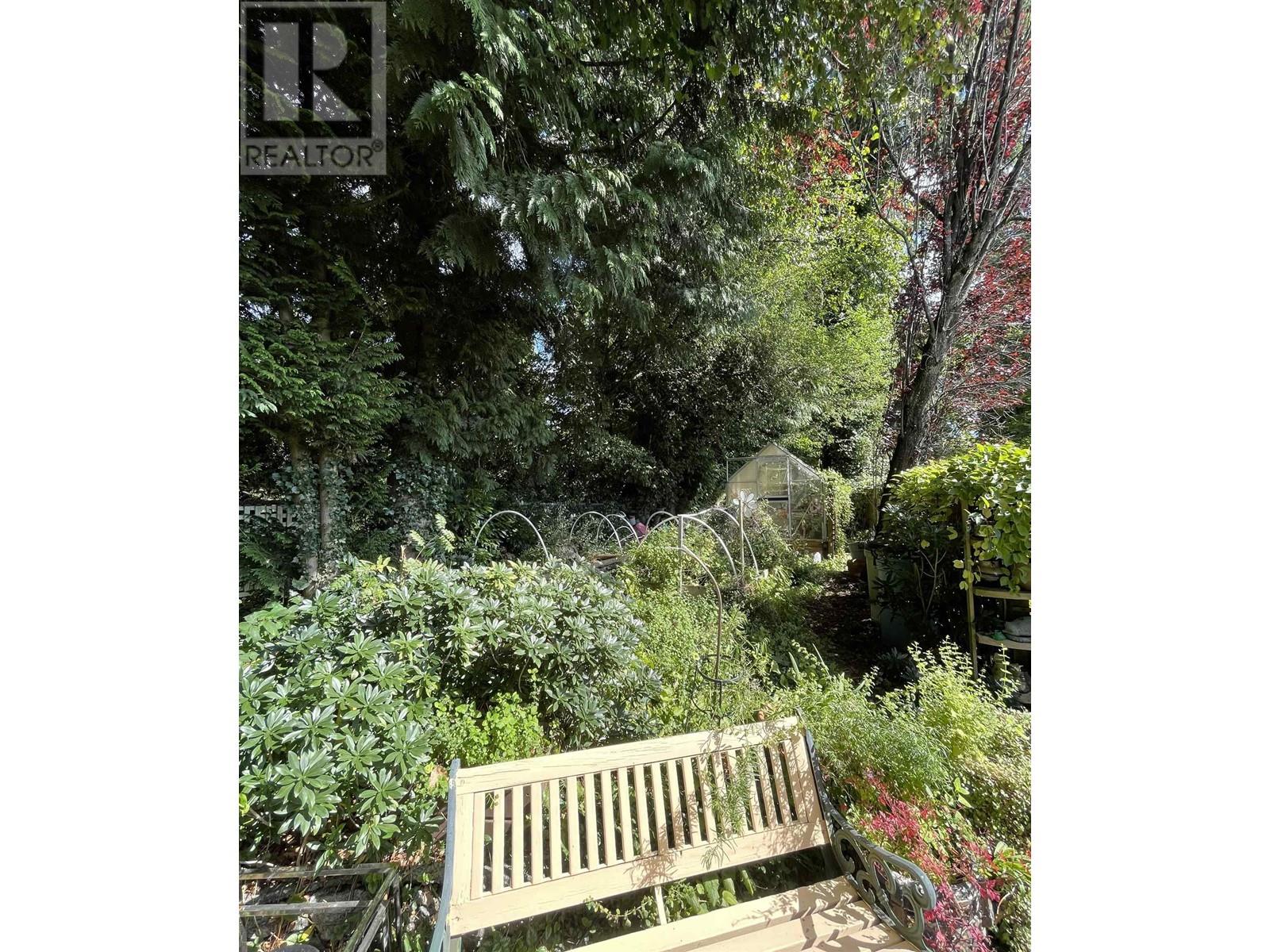 1240 Eastview Road, North Vancouver, British Columbia  V7J 1L6 - Photo 12 - R2933762