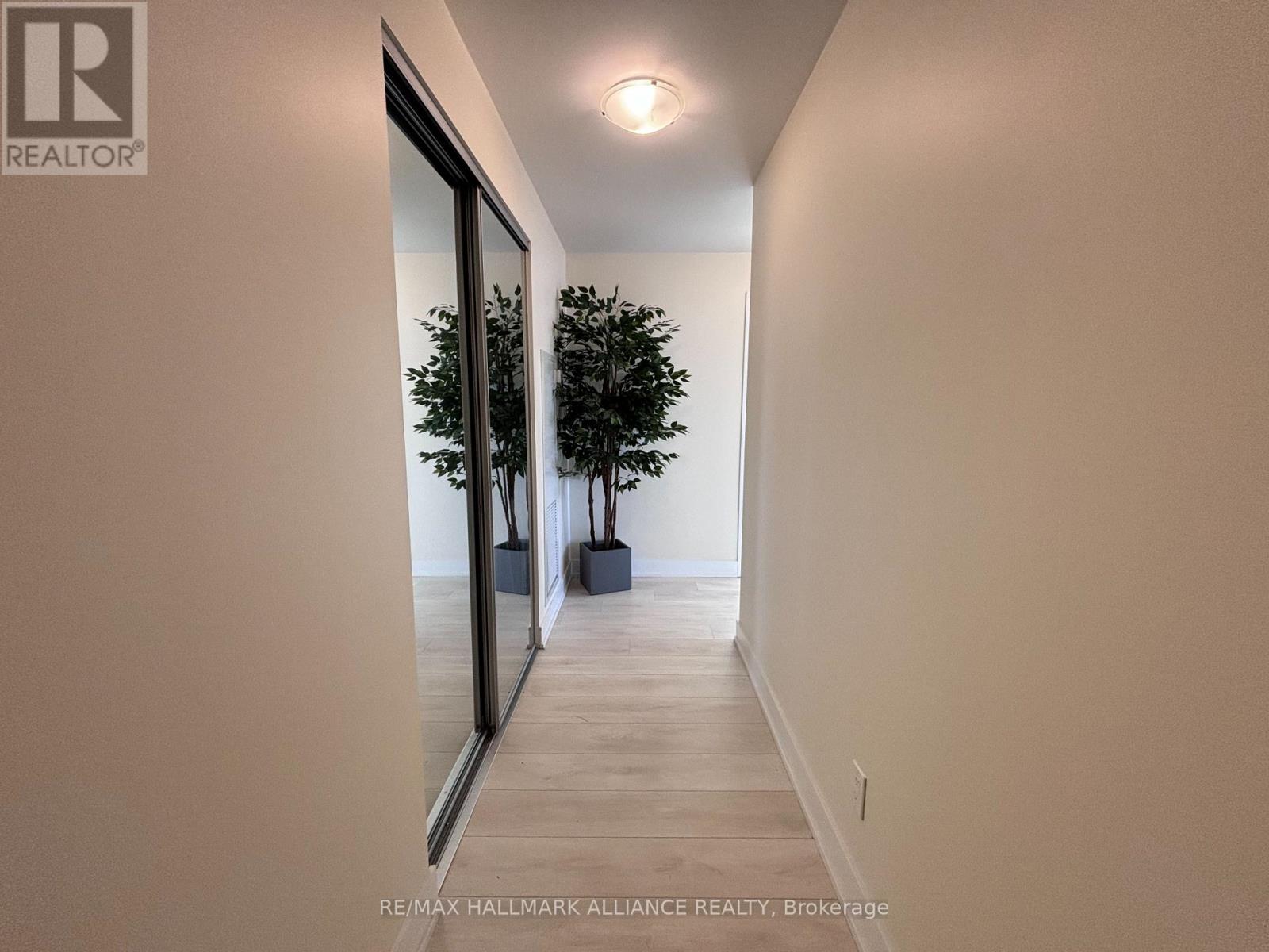 Property at 1804 - 297 OAK WALK DRIVE image 5
