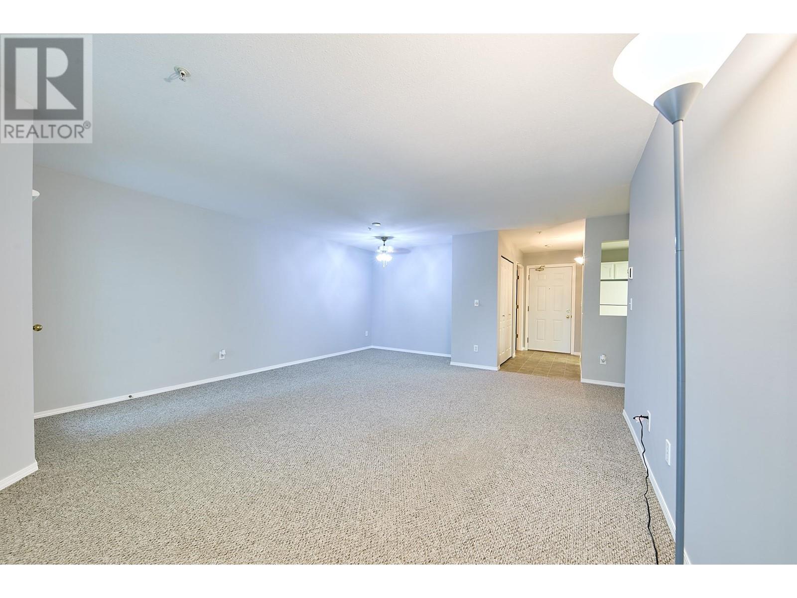 305 19236 Ford Road, Pitt Meadows, British Columbia V3Y 2K1 - Photo 6 - R2937800