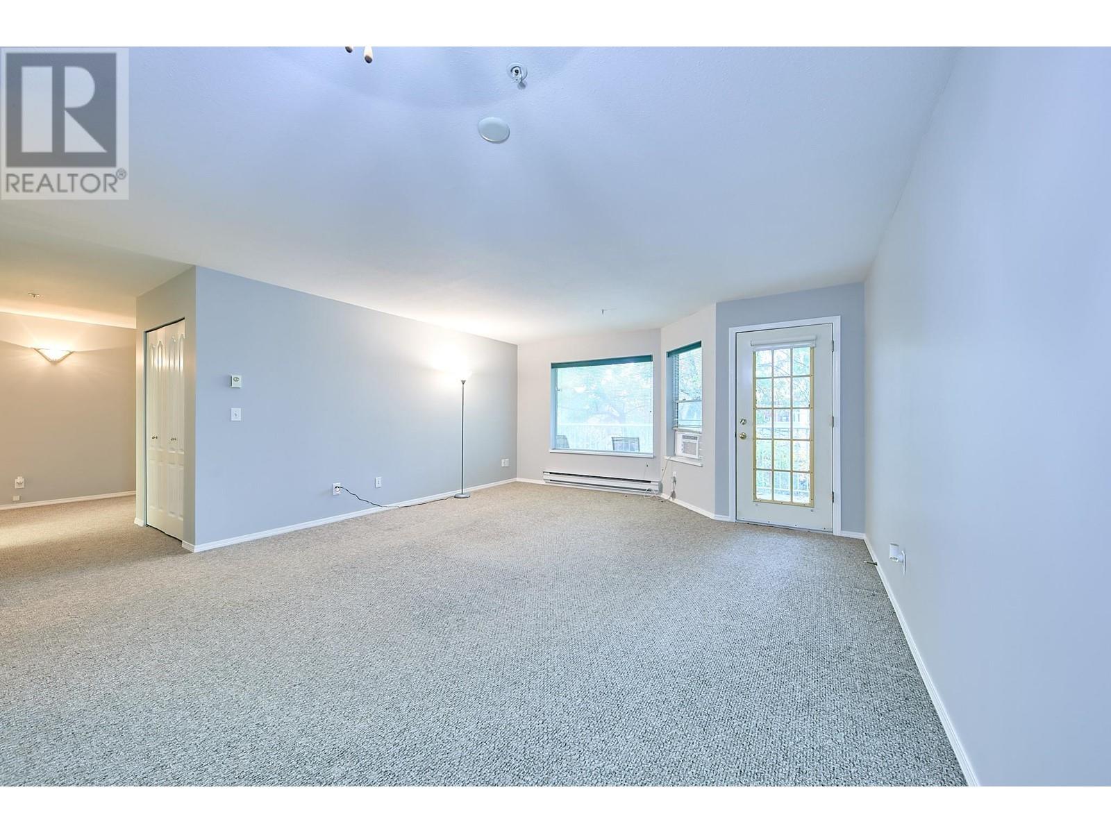305 19236 Ford Road, Pitt Meadows, British Columbia V3Y 2K1 - Photo 5 - R2937800