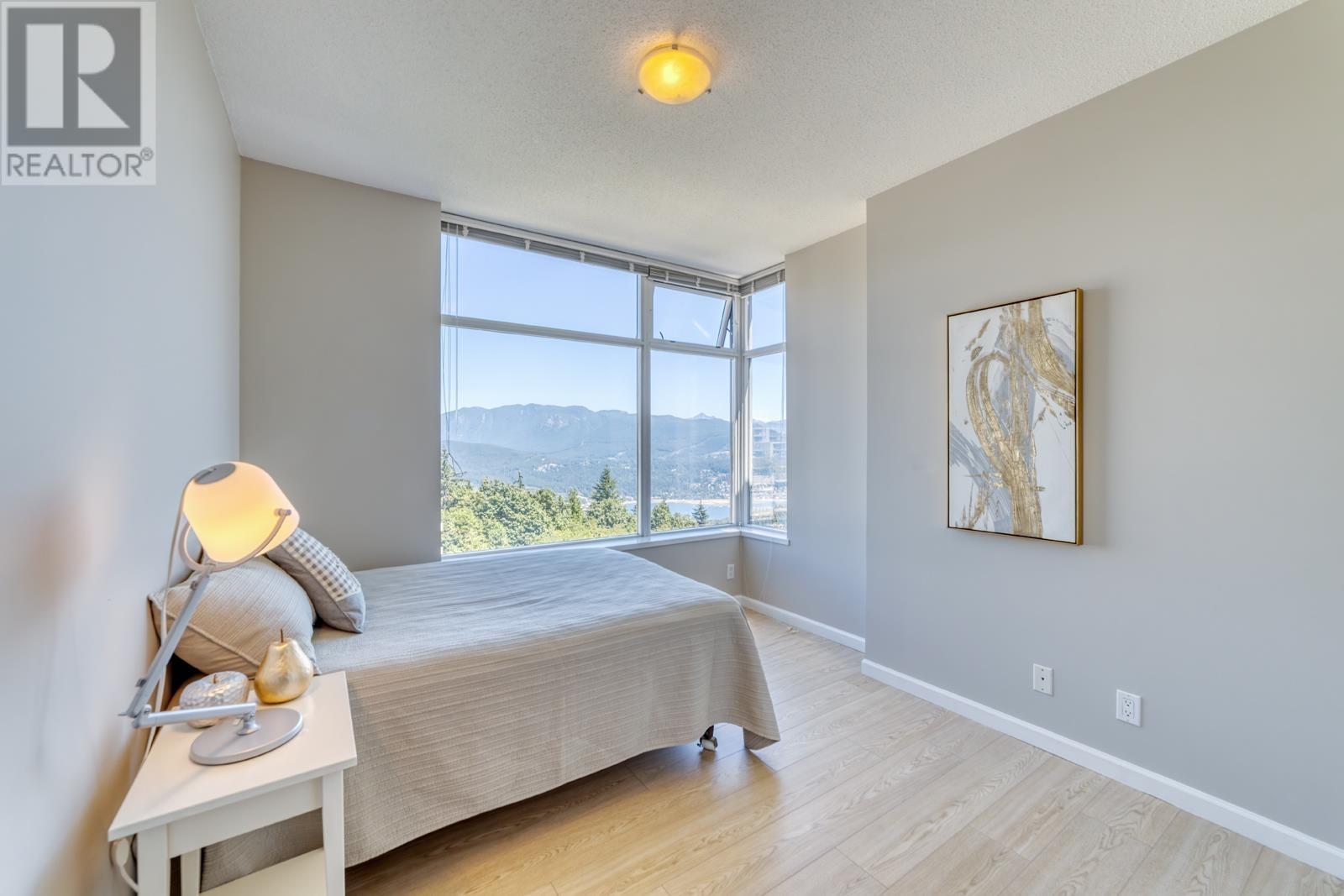 Listing Picture 20 of 30 : 803 9298 UNIVERSITY CRESCENT, Burnaby / 本拿比 - 魯藝地產 Yvonne Lu Group - MLS Medallion Club Member