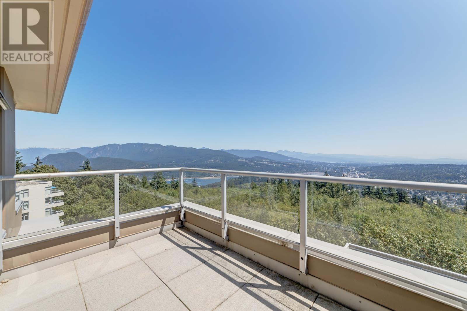 Listing Picture 26 of 30 : 803 9298 UNIVERSITY CRESCENT, Burnaby / 本拿比 - 魯藝地產 Yvonne Lu Group - MLS Medallion Club Member