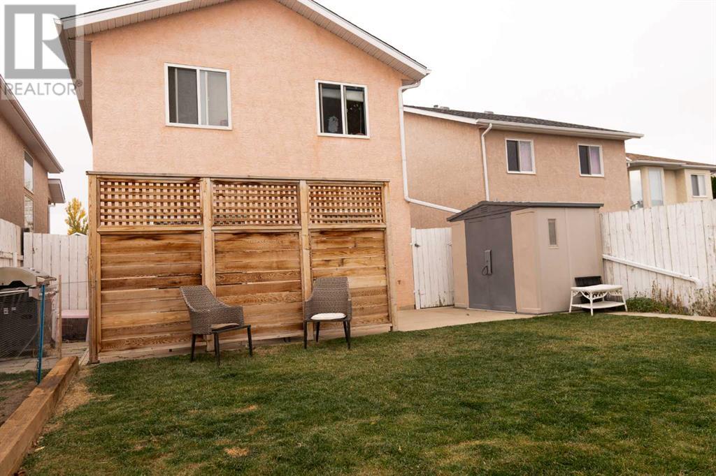 10 Athabasca Way W, Lethbridge, Alberta  T1K 6X3 - Photo 44 - A2176160