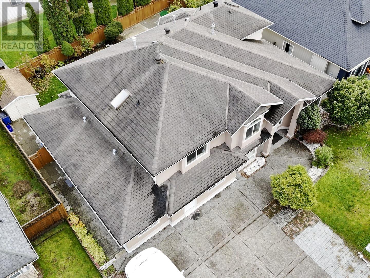 12730 227 Street, Maple Ridge, British Columbia  V2X 6K6 - Photo 2 - R2938797