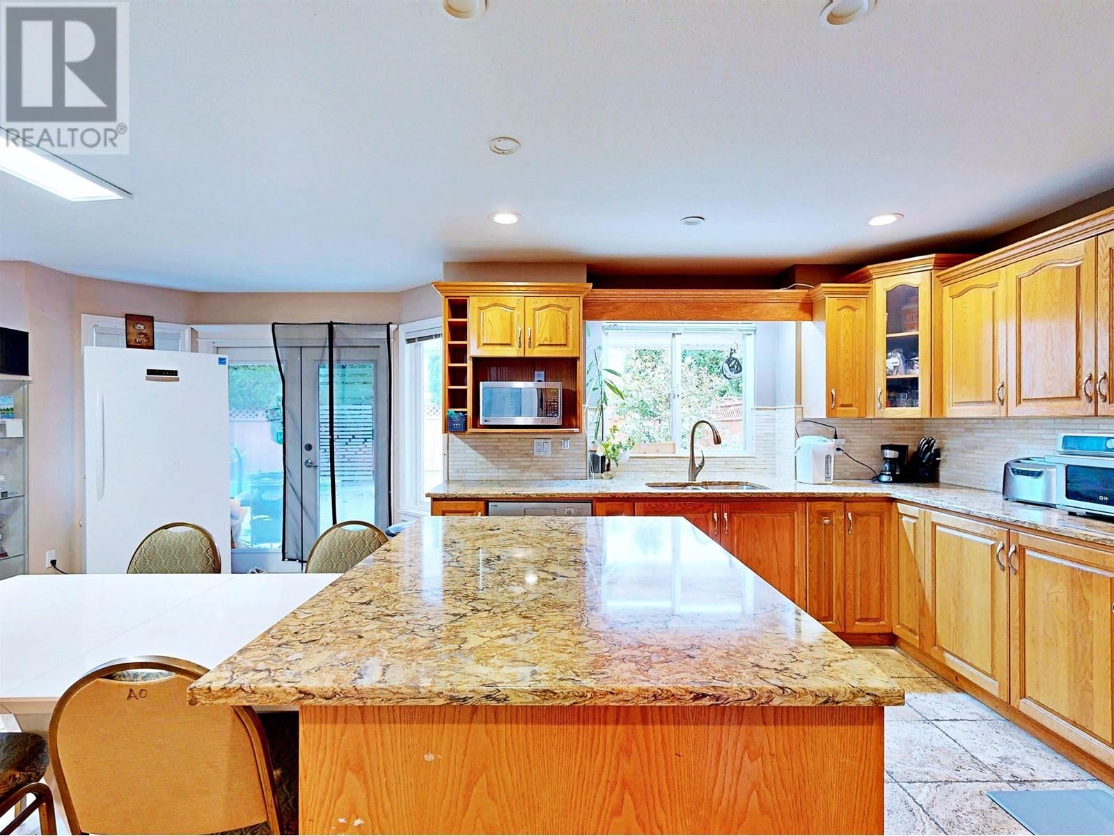 12730 227 Street, Maple Ridge, British Columbia  V2X 6K6 - Photo 4 - R2938797