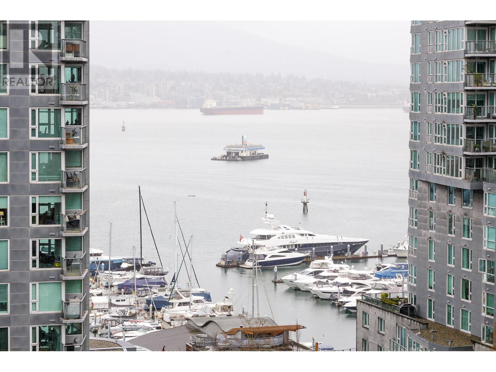 Listing Picture 36 of 36 : 1201 620 CARDERO STREET, Vancouver / 溫哥華 - 魯藝地產 Yvonne Lu Group - MLS Medallion Club Member